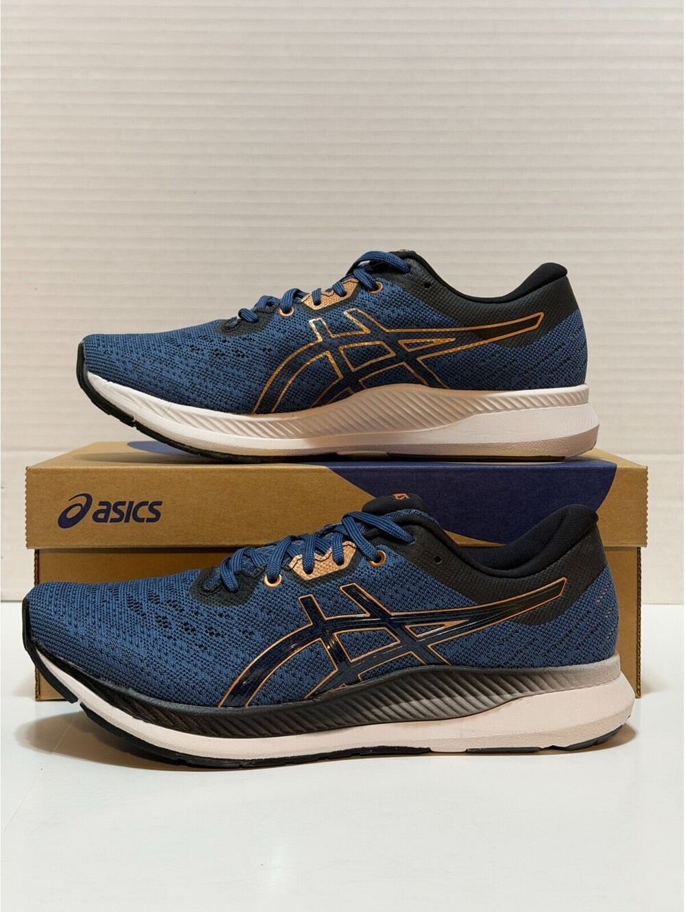 ASICS Ezeride Men's 8 Running Shoes Grand Shark Bronze 1011B788-400 New Box